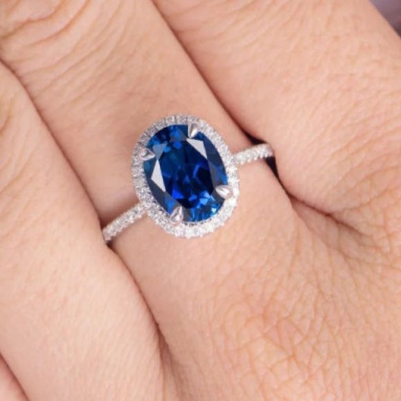 Jewelry - *NEW*925 Silver Oval Cut Sapphire Ring